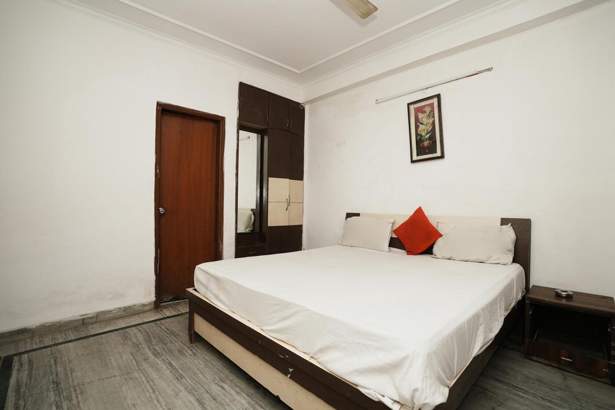 Hotel Sunrise Moon Nuova Delhi Esterno foto