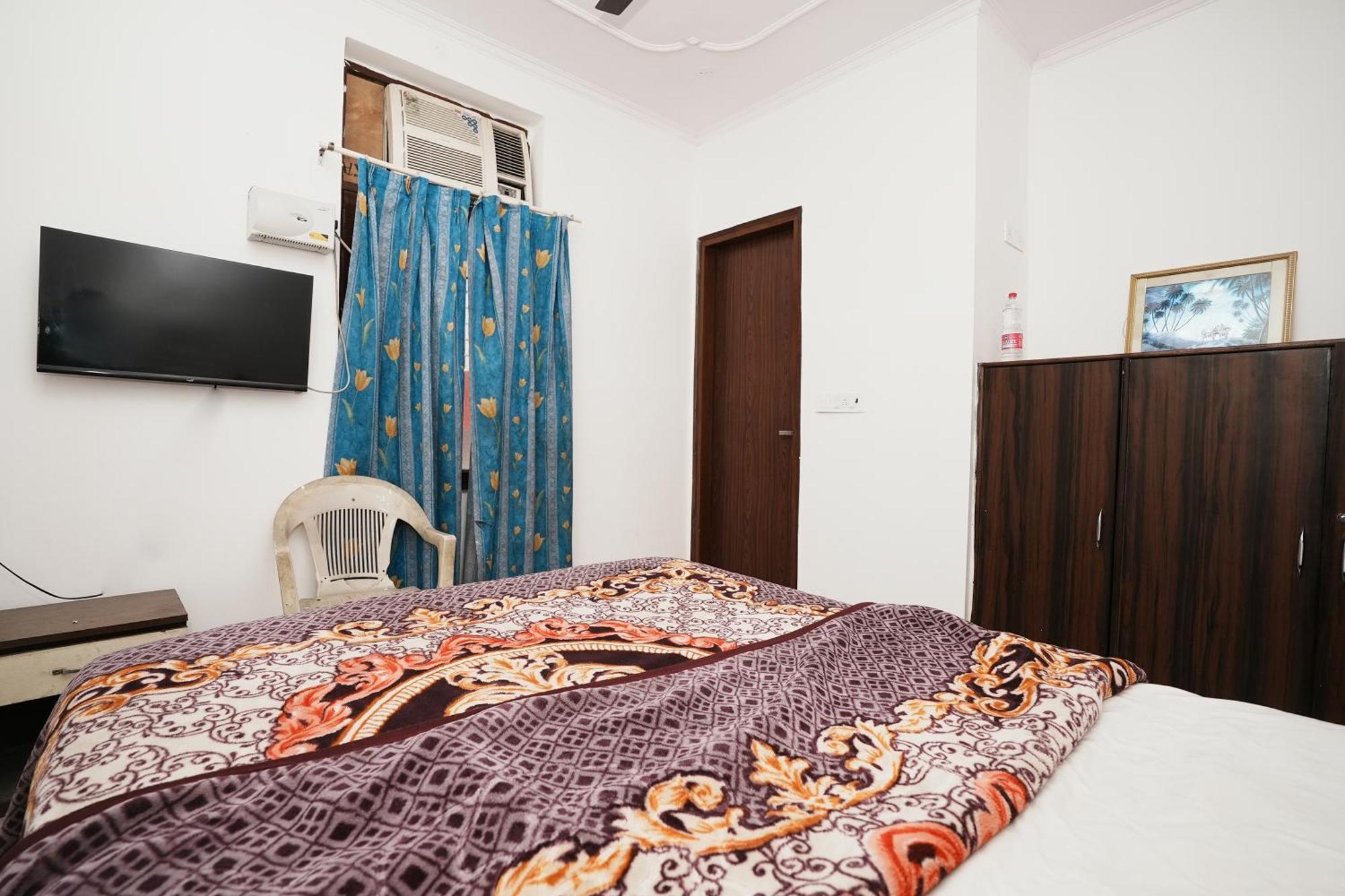 Hotel Sunrise Moon Nuova Delhi Esterno foto